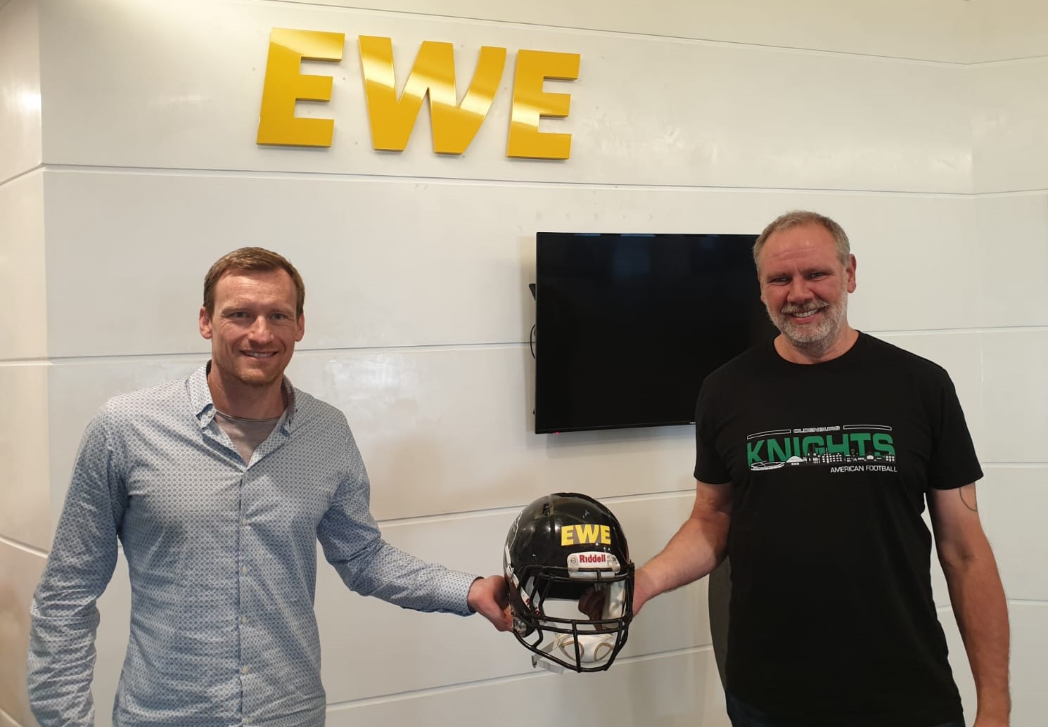helmet_handover_EWE